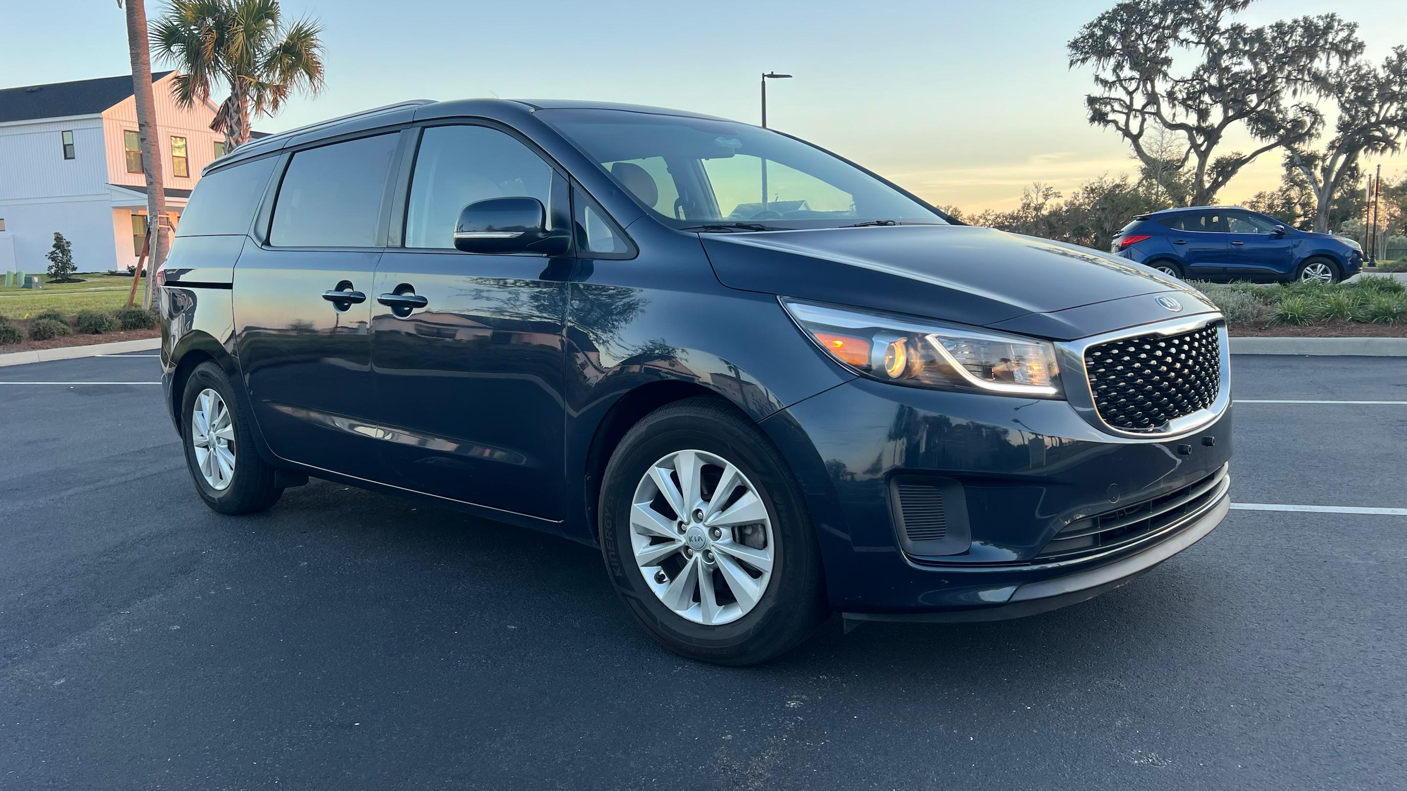 Kia Sedona 2016 in 