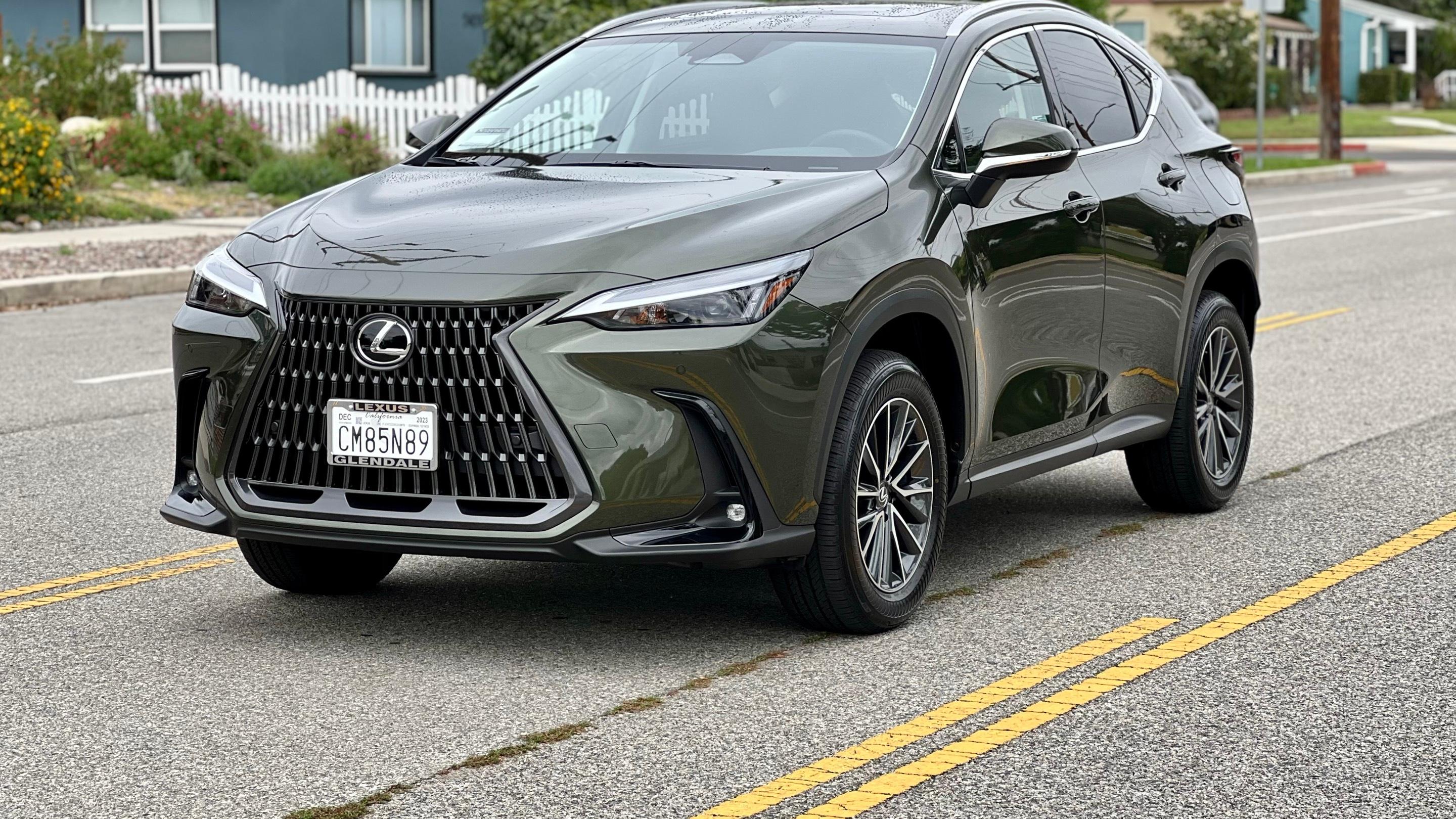 Lexus NX 2024 in 