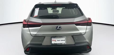 Lexus UX 2021