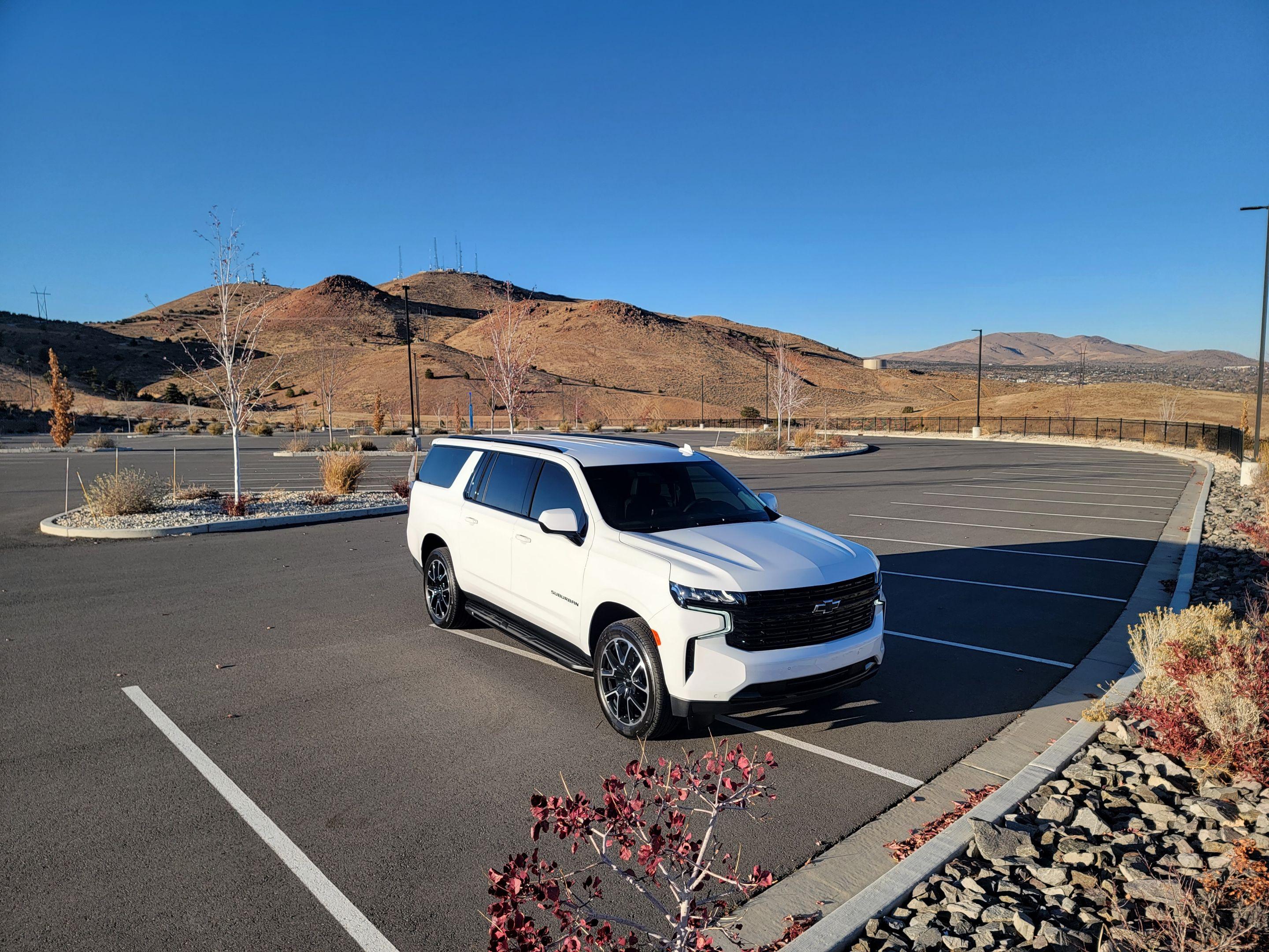 Chevrolet Suburban 2023 in 