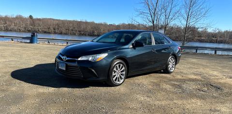 Toyota Camry 2016
