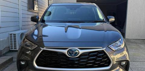 Toyota KLUGER 2023
