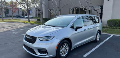 Chrysler Pacifica 2023