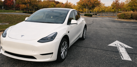 Tesla Model Y 2023