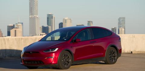 Tesla Model X 2024