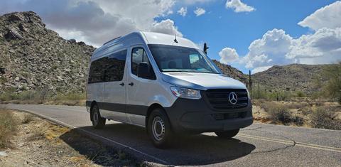 Mercedes-Benz Sprinter 2024