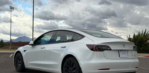Tesla Model 3 2020