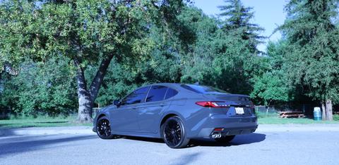 Toyota Camry Hybrid 2025
