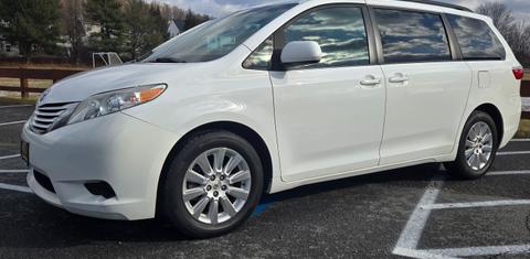Toyota Sienna 2015