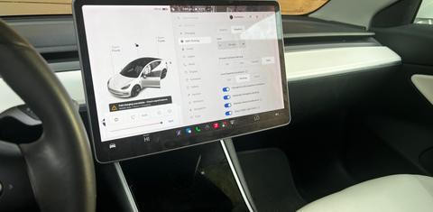 Tesla Model 3 2020