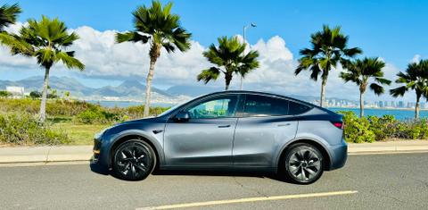 Tesla Model Y 2023