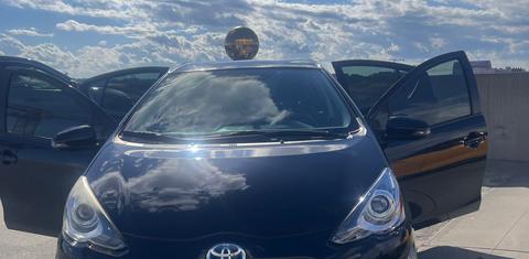 Toyota Prius c 2016