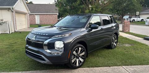 Mitsubishi Outlander 2025