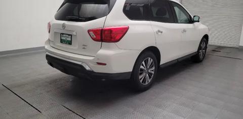 Nissan Pathfinder 2018
