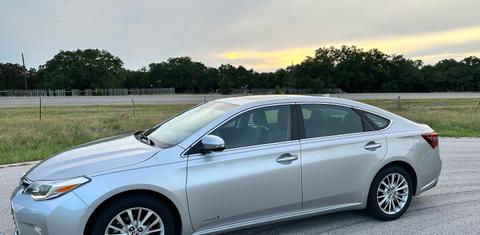 Toyota Avalon Hybrid 2016