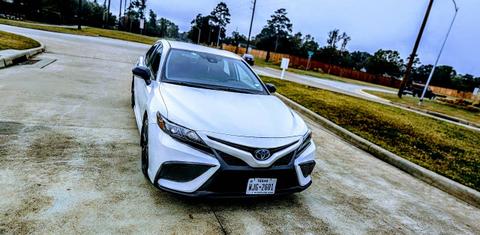Toyota Camry Hybrid 2022