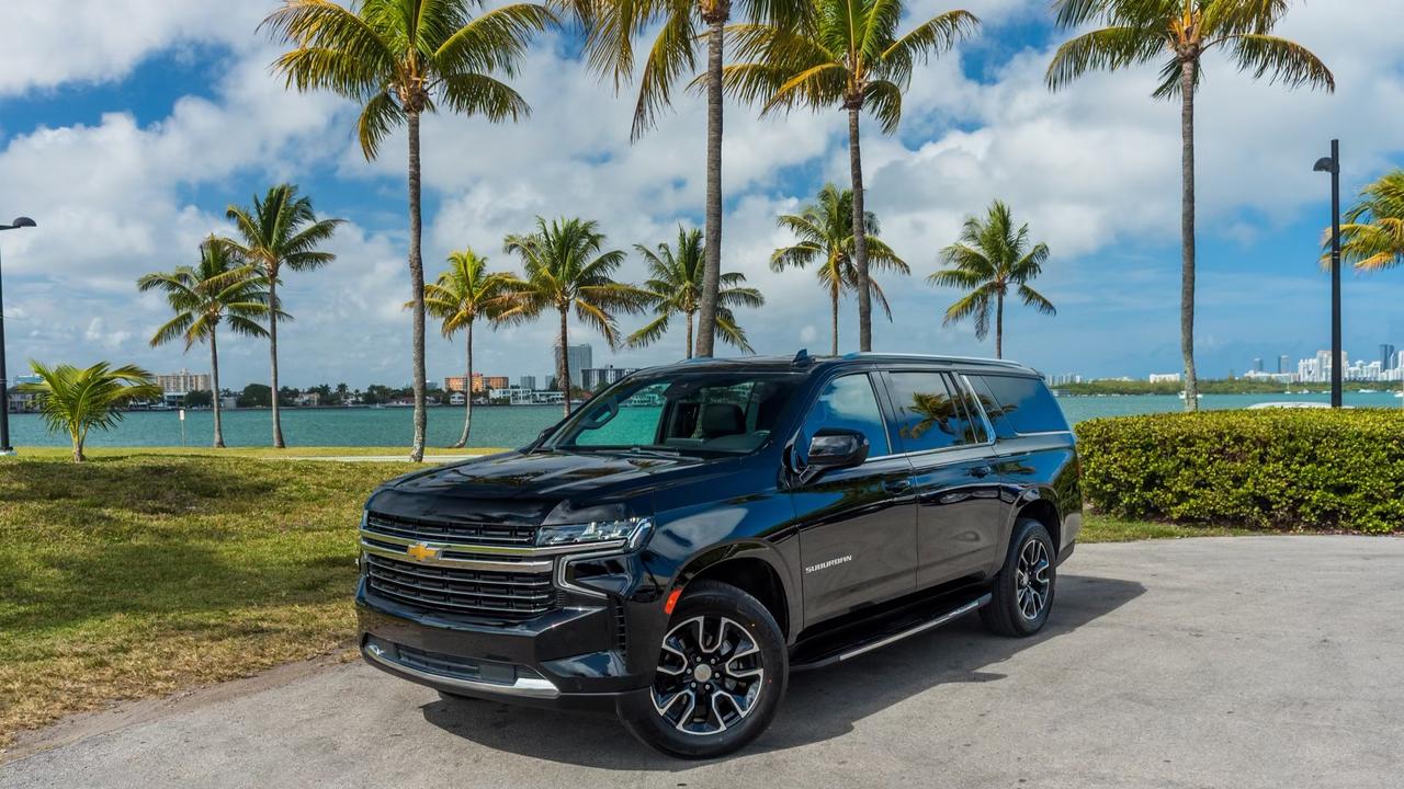 Chevrolet Suburban 2024 in Miami, FL