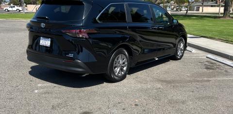 Toyota Sienna 2024