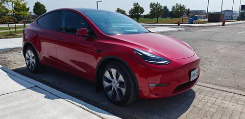 Tesla Model Y 2023