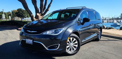Chrysler Pacifica 2017