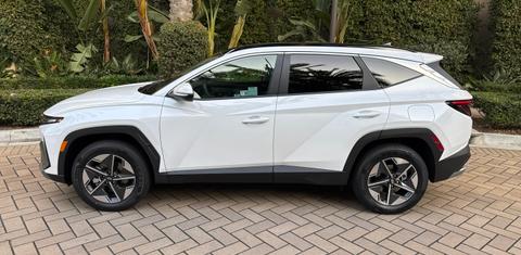 Hyundai Tucson Hybrid 2025