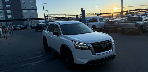 Nissan Pathfinder 2025