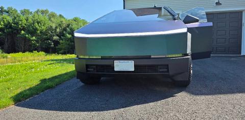 Tesla Cybertruck 2026