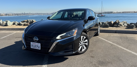 Nissan Altima 2023