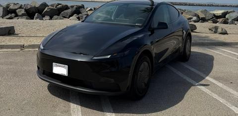 Tesla Model Y 2026
