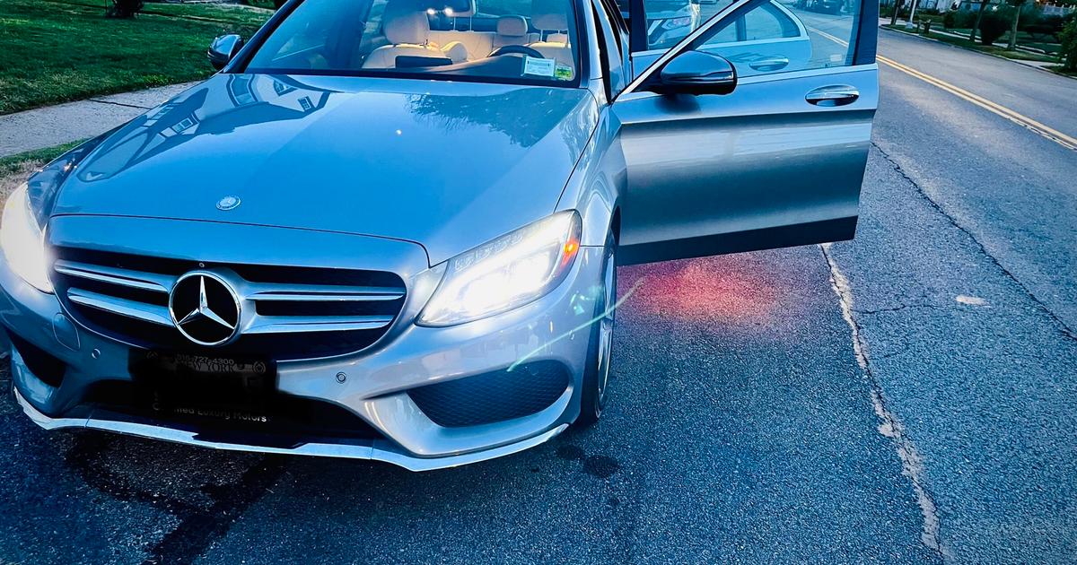 MercedesBenz CClass 2016 rental in Saint Albans, NY by Alesia B. Turo