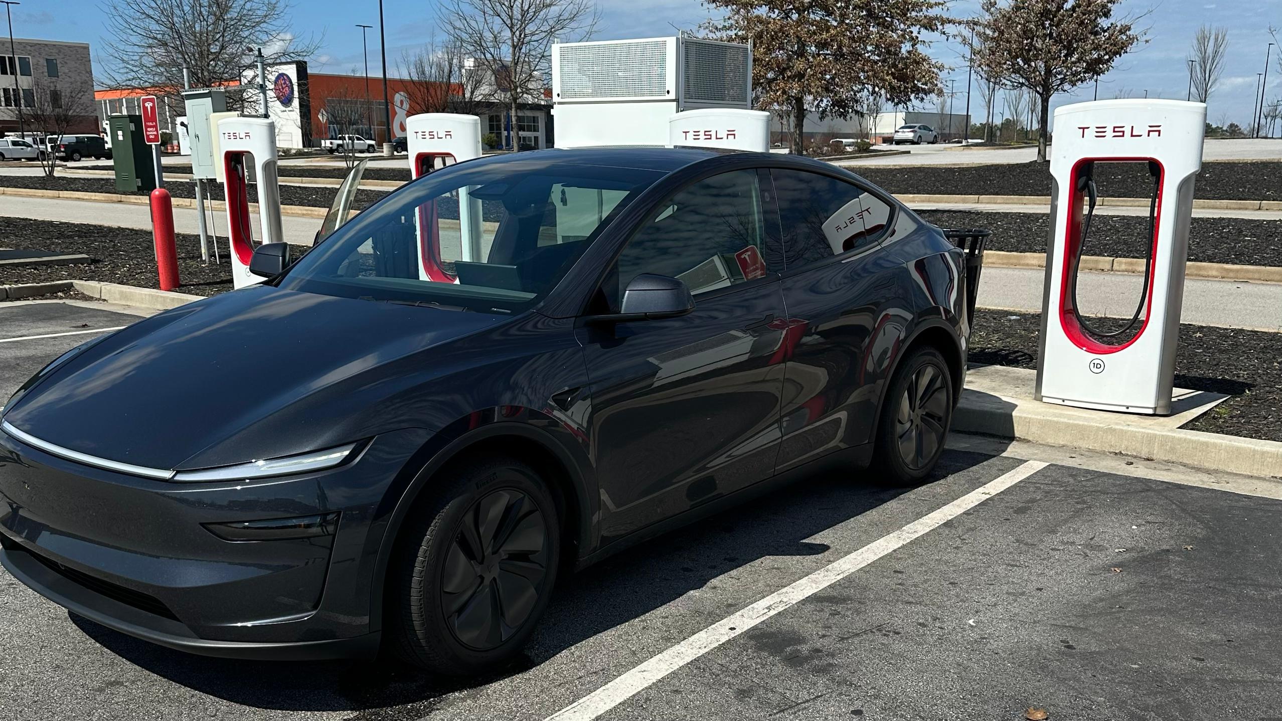 Tesla Model Y 2026 in Locust Grove, GA