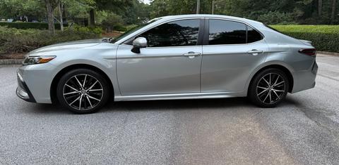 Toyota Camry 2021