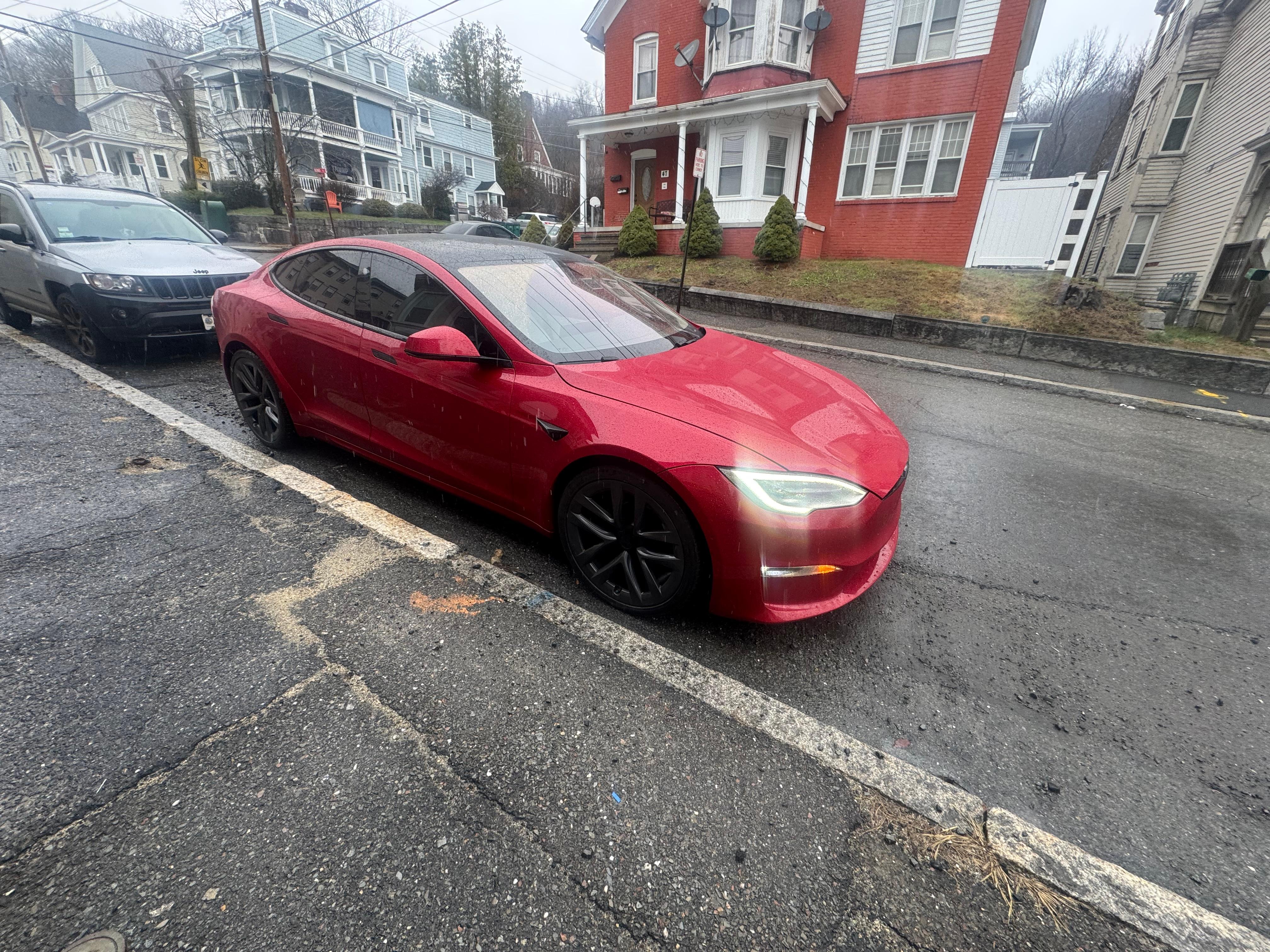 Tesla Model S 2022 in Leominster, MA