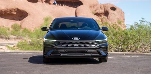 Hyundai Elantra 2025