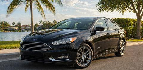 Ford Fusion Hybrid 2017