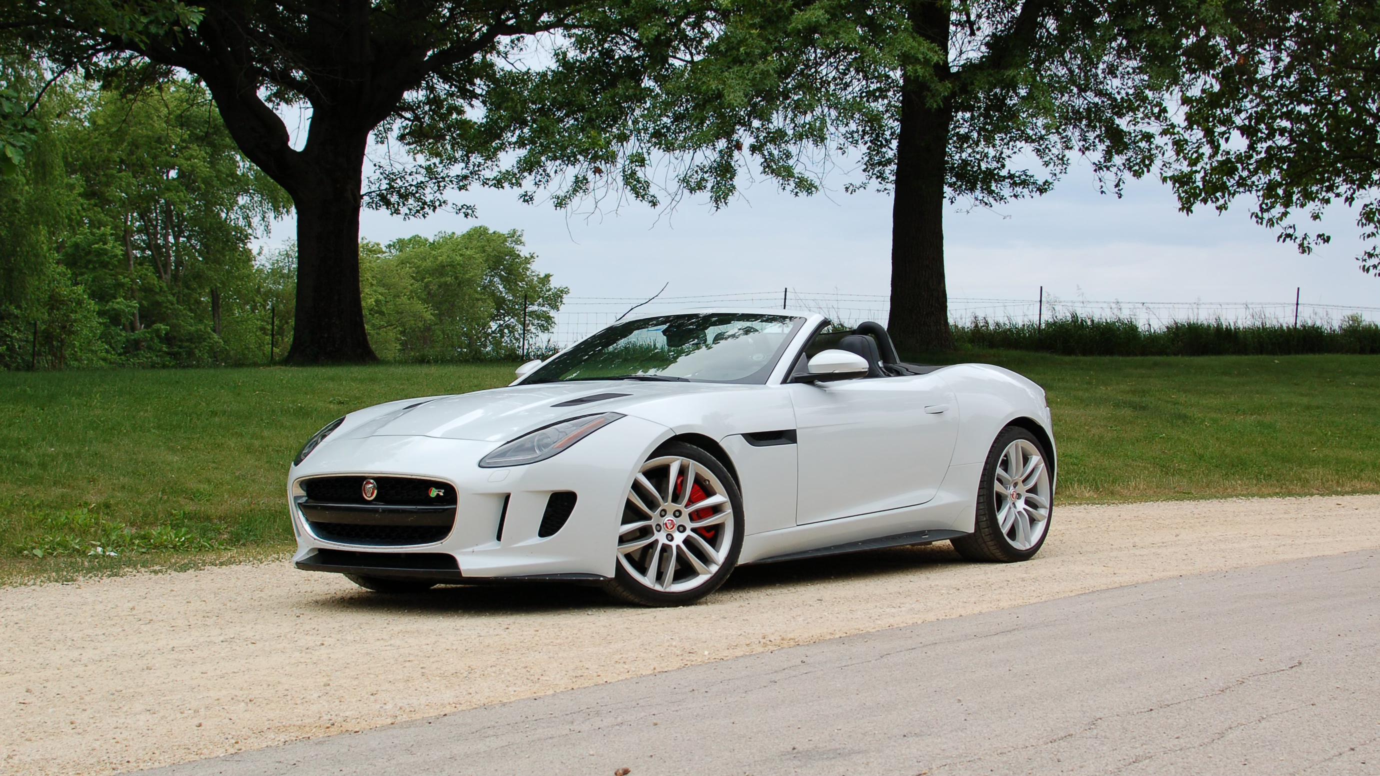 Jaguar F-TYPE 2016 in Hoffman Estates, IL
