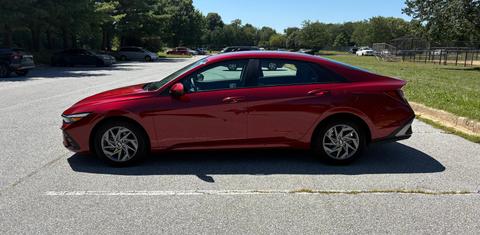 Hyundai Elantra 2024