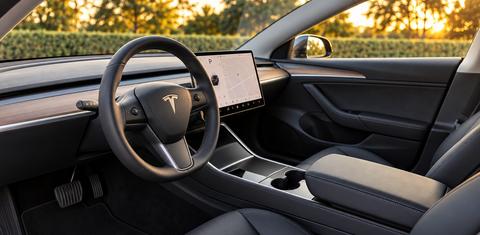 Tesla Model 3 2023