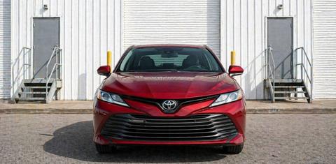 Toyota Camry 2018