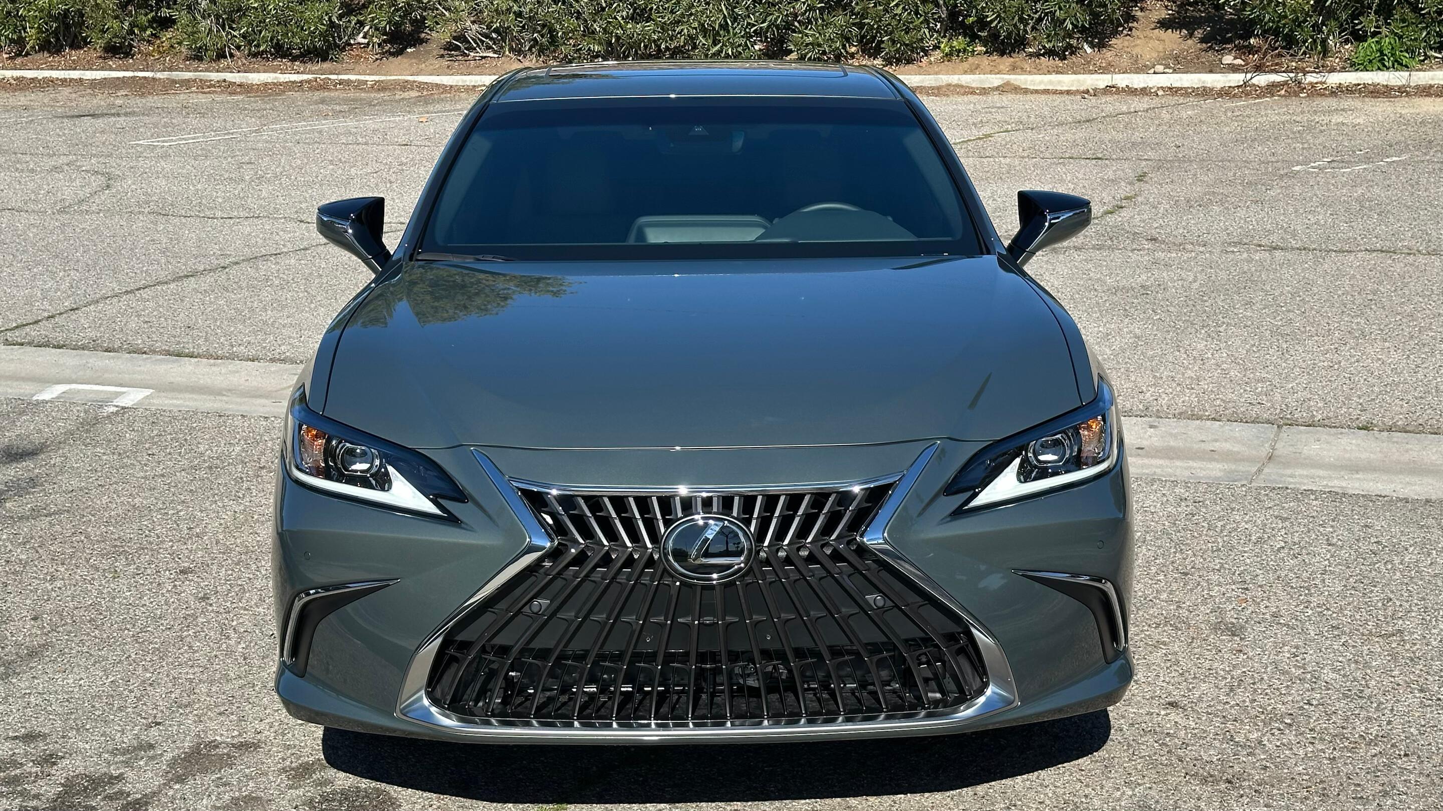 Lexus ES 2025 in Burbank, CA