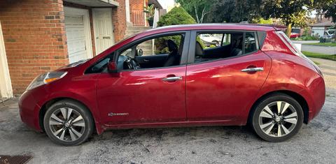 Nissan LEAF 2015
