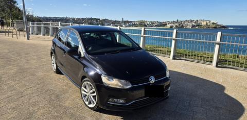 Volkswagen POLO 2015