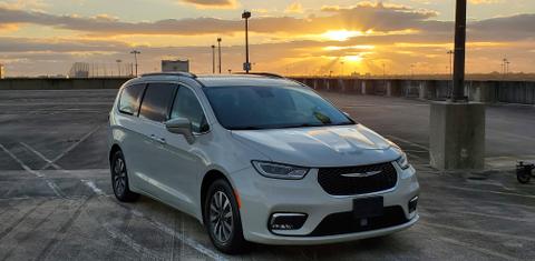 Chrysler Pacifica 2021