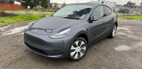 Tesla Model Y 2023