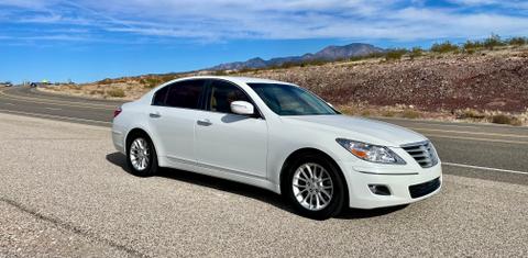 Hyundai Genesis 2011