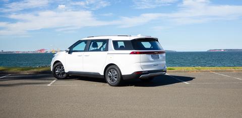 Kia CARNIVAL 2023