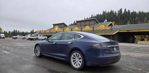 Tesla Model S 2018
