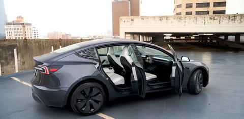 Tesla Model 3 2025