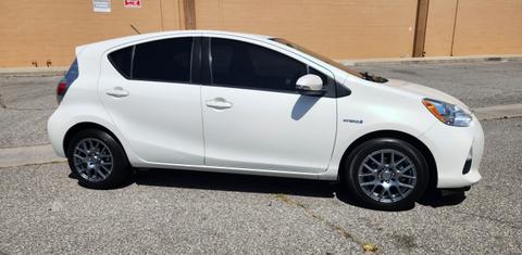 Toyota Prius c 2014