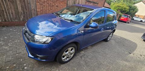 Dacia Sandero 2015